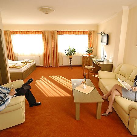 Hotel Bavaria Abda Chambre photo