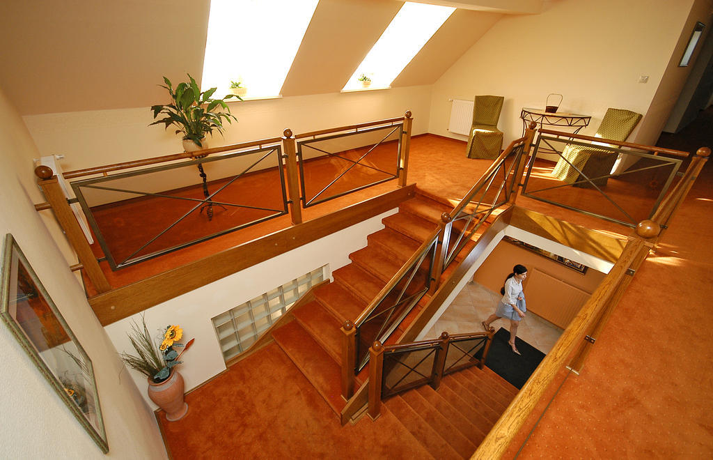 Hotel Bavaria Abda Extérieur photo
